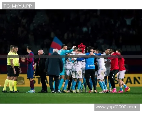 瓦伦西亚主场迎战皇家社会争夺西甲积分榜关键战役