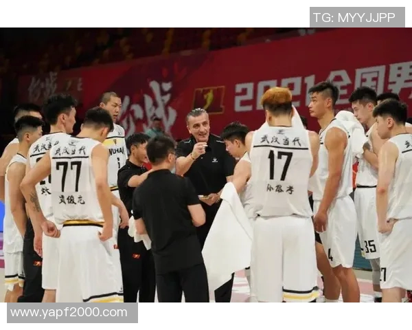 武汉篮球队防守表现分析与改进建议探讨